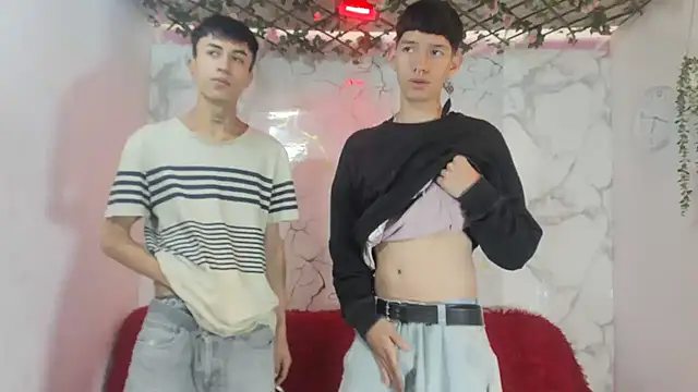 heyy noah11 online show from 18, 4, 2026