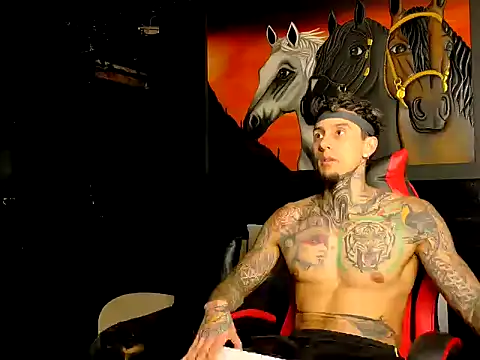 Molotov Explosive online show from 14, 11, 2025