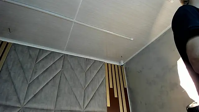 Snapshot of Evan_Mills chatting on 12, 10, 2025 Evan Mills online show from 12, 10, 2025