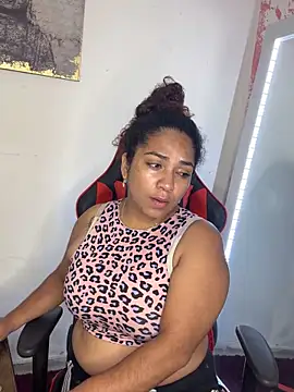 Snapshot of _Lissa_01 chatting on 13, 10, 2025 Lissa 01 online show from 13, 10, 2025