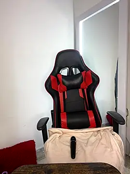 Snapshot of _Lissa_01 chatting on 22, 11, 2025 Lissa 01 online show from 22, 11, 2025