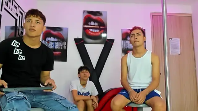 EMPIRE BOYS1 online show from 18, 10, 2025