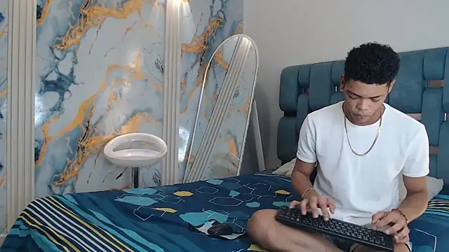 Snapshot of EMPIRE_BOYS1 chatting on 20, 5, 2026 EMPIRE BOYS1 online show from 20, 5, 2026