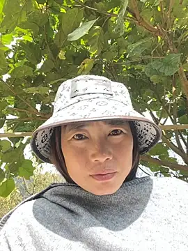 Snapshot of Maymay__ chatting on 11, 10, 2025 Maymay online show from 11, 10, 2025