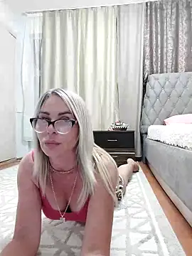 Snapshot of ElenabonyX chatting on 16, 6, 2026 ElenabonyX online show from 16, 6, 2026