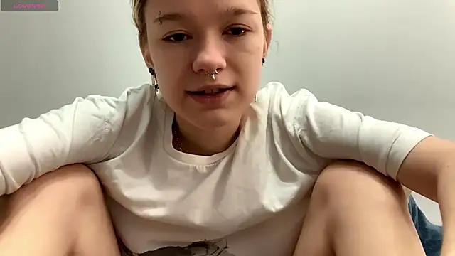 Snapshot of LorRebak chatting on 15, 10, 2025 LorRebak online show from 15, 10, 2025