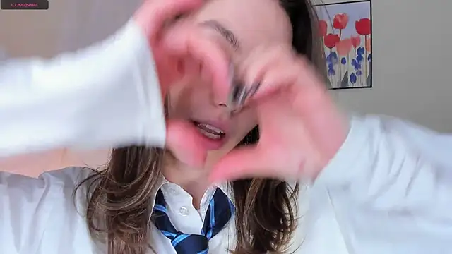 sweet and flirt online show from 4, 4, 2026