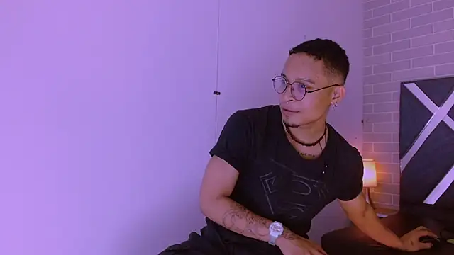 Jayden Morris online show from 3, 3, 2026