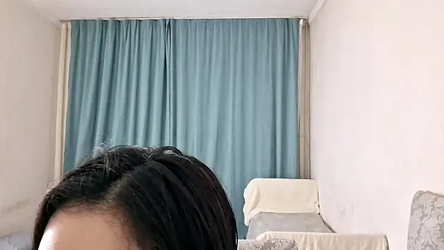 Lyndasilk online show from 7, 4, 2026