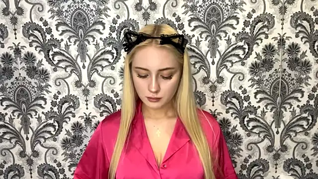 Oiangavryeras online show from 18, 10, 2025
