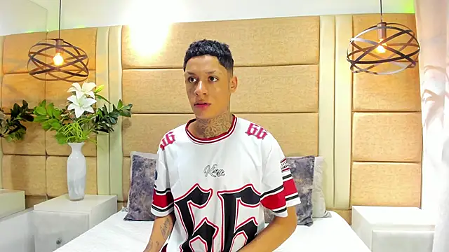 Snapshot of GaelCarter chatting on 15, 10, 2025 GaelCarter online show from 15, 10, 2025