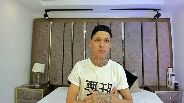 Snapshot of GaelCarter chatting on 18, 10, 2025 GaelCarter online show from 18, 10, 2025