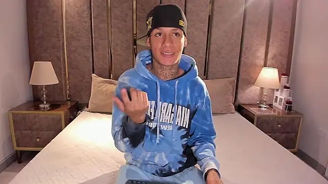 Snapshot of GaelCarter chatting on 24, 10, 2025 GaelCarter online show from 24, 10, 2025