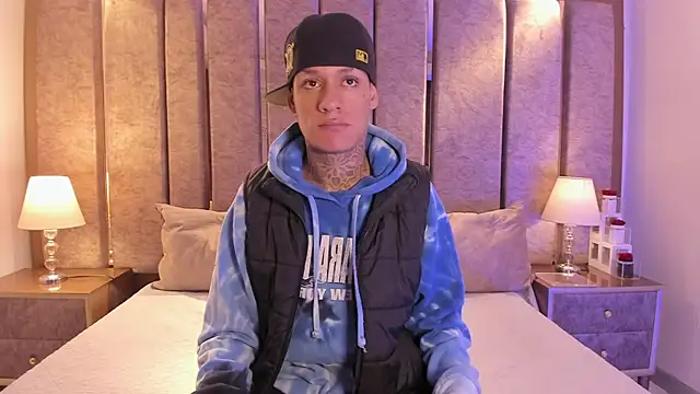 Snapshot of GaelCarter chatting on 25, 10, 2025 GaelCarter online show from 25, 10, 2025