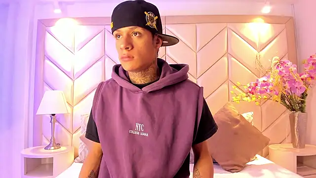 Snapshot of GaelCarter chatting on 11, 11, 2025 GaelCarter online show from 11, 11, 2025