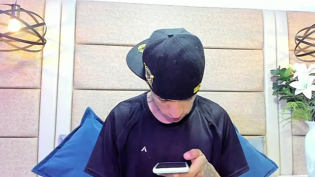 Snapshot of GaelCarter chatting on 13, 11, 2025 GaelCarter online show from 13, 11, 2025