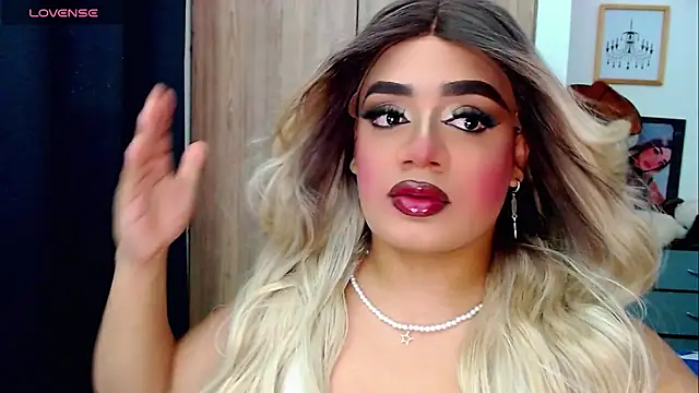 Sofiabigcock22 online show from 14, 1, 2026