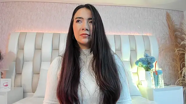 Snapshot of Ari_lynn_ chatting on 20, 12, 2025 Ari lynn online show from 20, 12, 2025