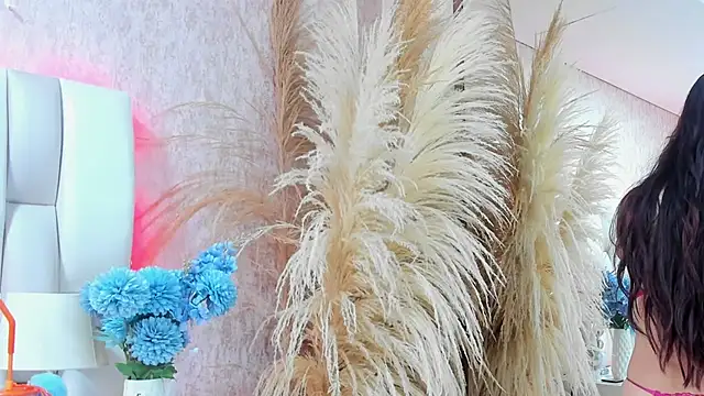 Snapshot of Ari_lynn_ chatting on 22, 12, 2025 Ari lynn online show from 22, 12, 2025