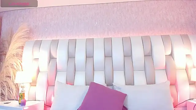 Snapshot of Ari_lynn_ chatting on 16, 1, 2026 Ari lynn online show from 16, 1, 2026