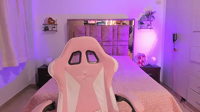 MIACUTEE  online show from 23, 2, 2026