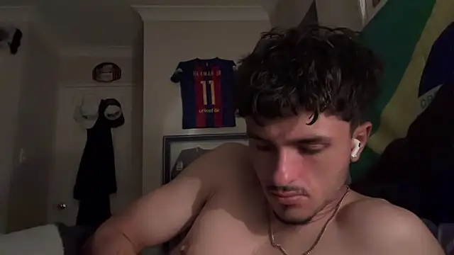 Snapshot of lolgotemhalol chatting on 16, 10, 2025 lolgotemhalol online show from 16, 10, 2025