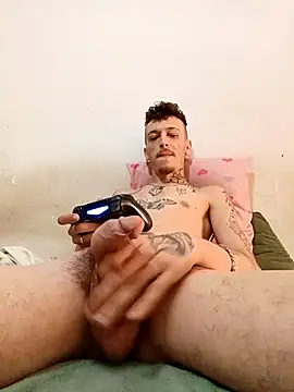 RuivoDotado24cm online show from 21, 10, 2025