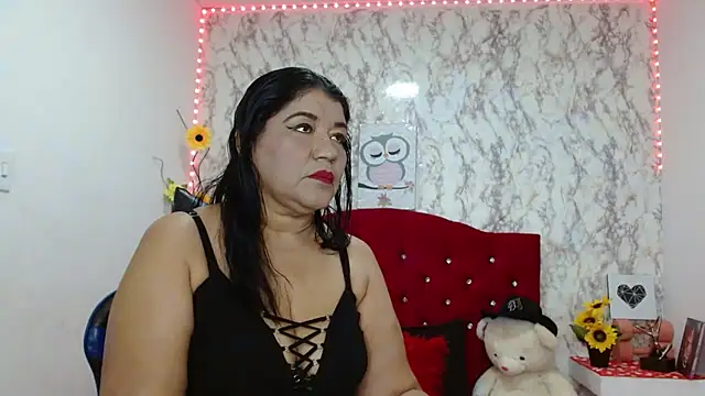  Danna Milf  online show from 17, 1, 2026