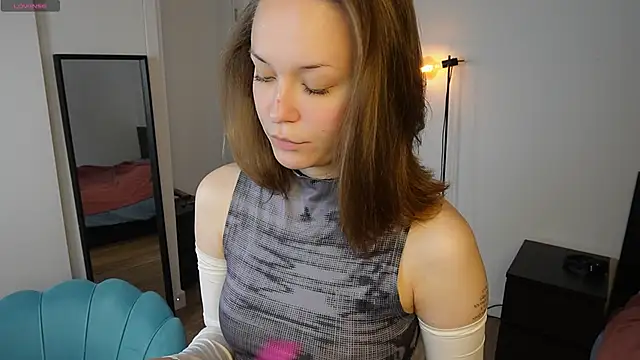 NeonyMuse online show from 21, 11, 2025