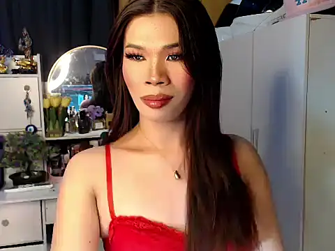 Snapshot of TashaTgirl chatting on 18, 11, 2025 TashaTgirl online show from 18, 11, 2025