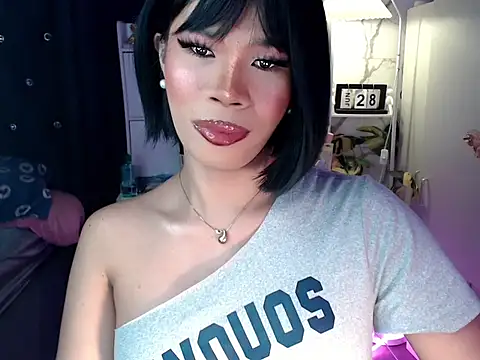 Snapshot of TashaTgirl chatting on 28, 6, 2026 TashaTgirl online show from 28, 6, 2026