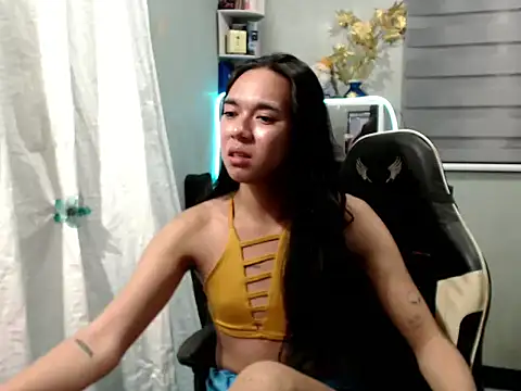 Snapshot of miatrixs chatting on 14, 11, 2025 miatrixs online show from 14, 11, 2025