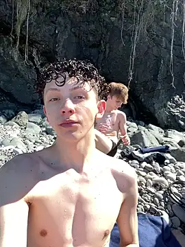 TwinksNextDoor online show from 3, 4, 2026