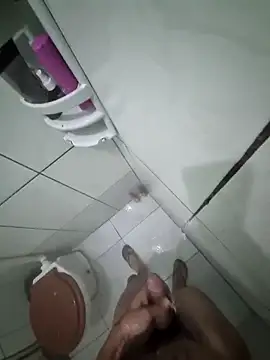 Snapshot of magrelo10 chatting on 31, 10, 2025 magrelo10 online show from 31, 10, 2025