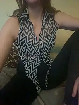 KittieCreme online show from 6, 11, 2025