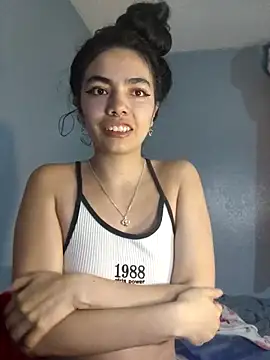 Sofia Rodriguez8 online show from 15, 10, 2025