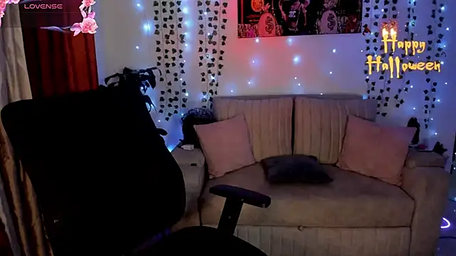 Lizz martins online show from 1, 11, 2025