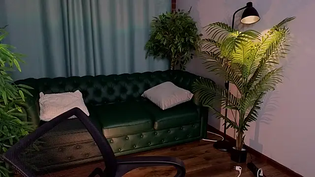 pussysauruss online show from 18, 10, 2025