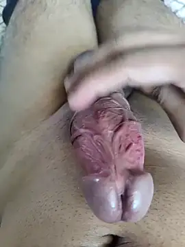 Snapshot of indiandick2468 chatting on 18, 10, 2025 indiandick2468 online show from 18, 10, 2025