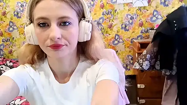 AmeliLia online show from 18, 10, 2025