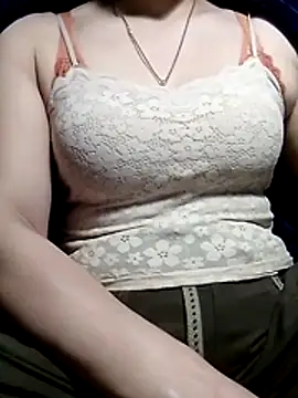 YiyinLy online show from 10, 2, 2026