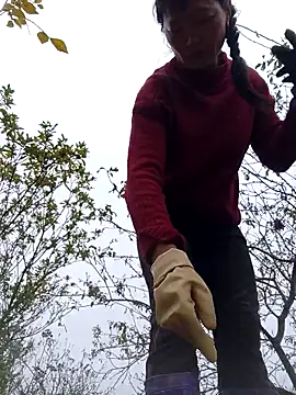 siusiu-00 online show from 12, 11, 2025