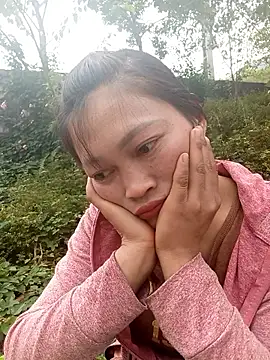 siusiu-00 online show from 18, 4, 2026