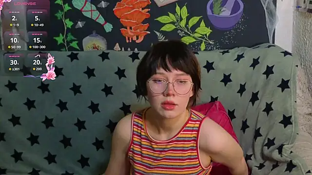 Snapshot of ReincarnatedAngel chatting on 15, 11, 2025 ReincarnatedAngel online show from 15, 11, 2025