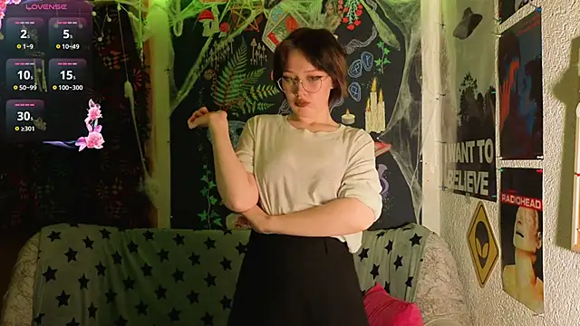 Snapshot of ReincarnatedAngel chatting on 28, 11, 2025 ReincarnatedAngel online show from 28, 11, 2025