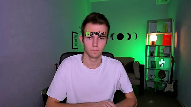 Snapshot of astren_villo chatting on 3, 12, 2025 astren villo online show from 3, 12, 2025