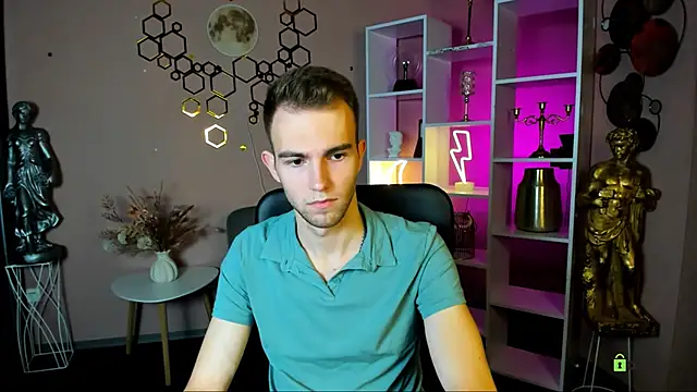 Snapshot of astren_villo chatting on 20, 12, 2025 astren villo online show from 20, 12, 2025