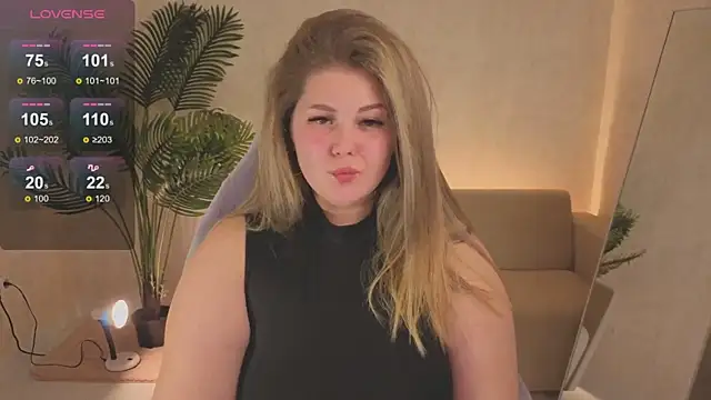 Scarlet Sinera online show from 6, 11, 2025