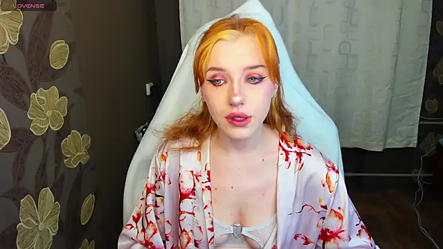 Snapshot of MeganNewCat chatting on 18, 5, 2026 MeganNewCat online show from 18, 5, 2026