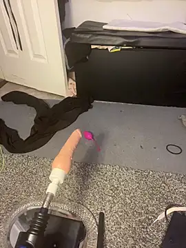 Snapshot of queenkelly1234 chatting on 12, 11, 2025 queenkelly1234 online show from 12, 11, 2025